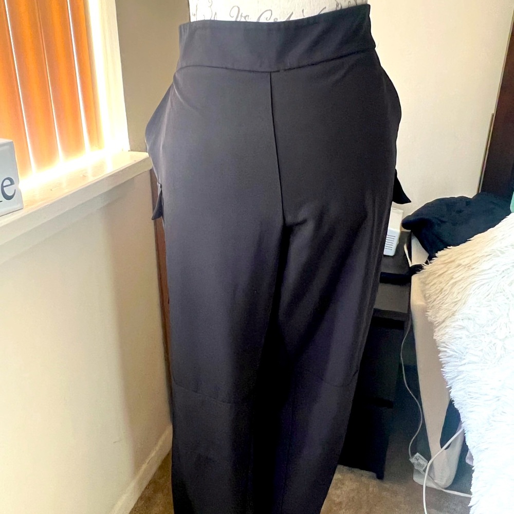 New York &Co Women pull on pants